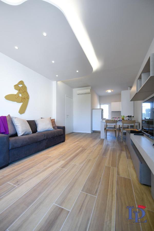 Desenzanoloft Official Partner Marriott Homes & - Cappuccino Appartement
